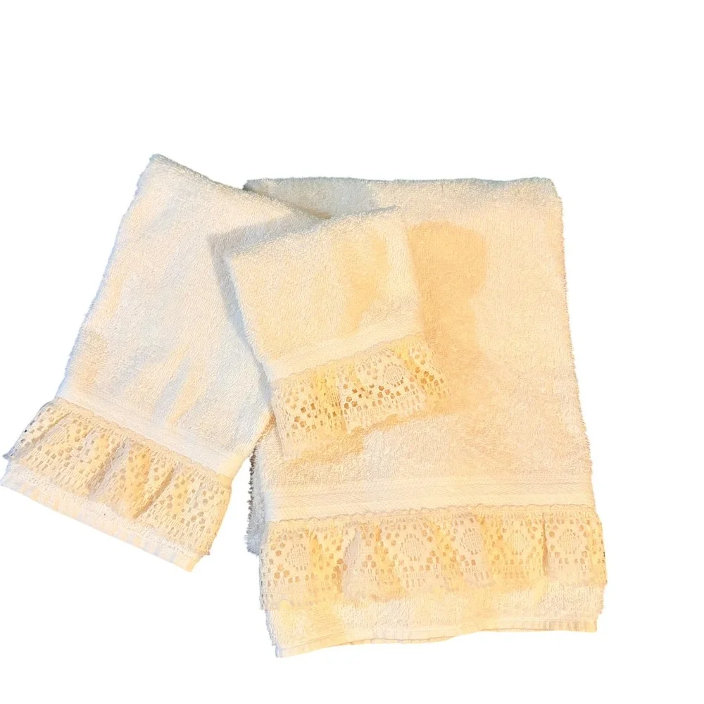Vintage Cannon Cream White Cotton 3 Piece Towel Set Crocheted Lace Trim USA Made